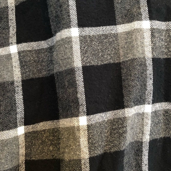 ๐ 6/$60, Weatherproof Flannel, Navy Black/White Plaid, Size Medium - Picture 5 of 6